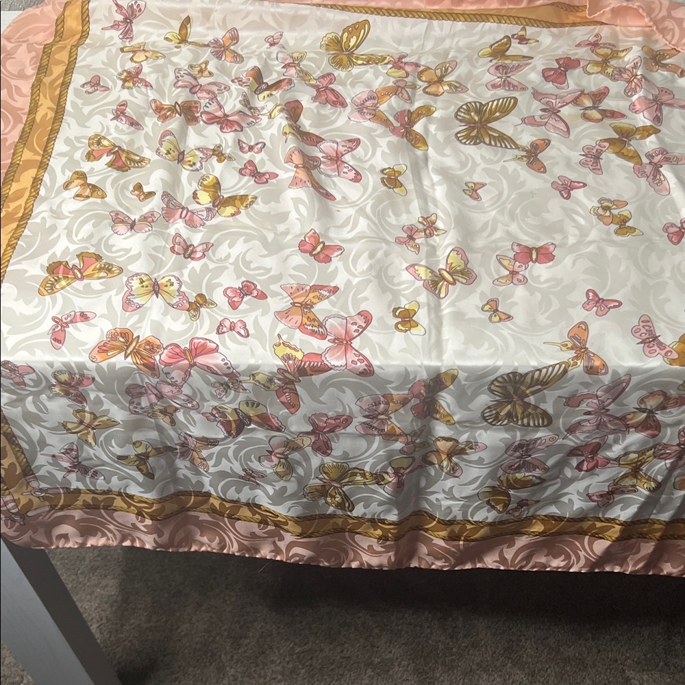 Elegant Butterfly Print Scarf